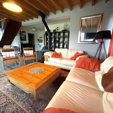 Holiday home Au Bord De L'etang A Avec Jardin Et Wifi - Fr-1-368-439 Perros-Guirec