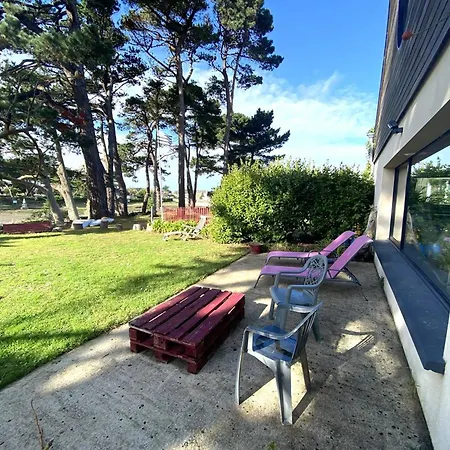 Holiday home Au Bord De L'etang A Avec Jardin Et Wifi - Fr-1-368-439 Perros-Guirec