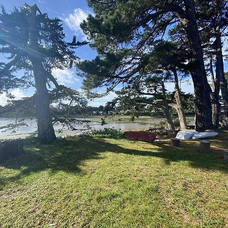 Holiday home Au Bord De L'etang A Avec Jardin Et Wifi - Fr-1-368-439 Perros-Guirec