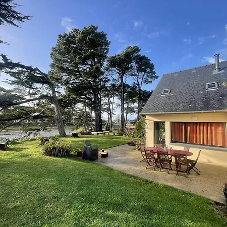 Holiday home Au Bord De L'etang A Avec Jardin Et Wifi - Fr-1-368-439